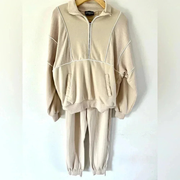 Kittenish Save The Drama Beige Sweatshirt and Jogger Cozy Lounge Set Size Small - Picture 3 of 15